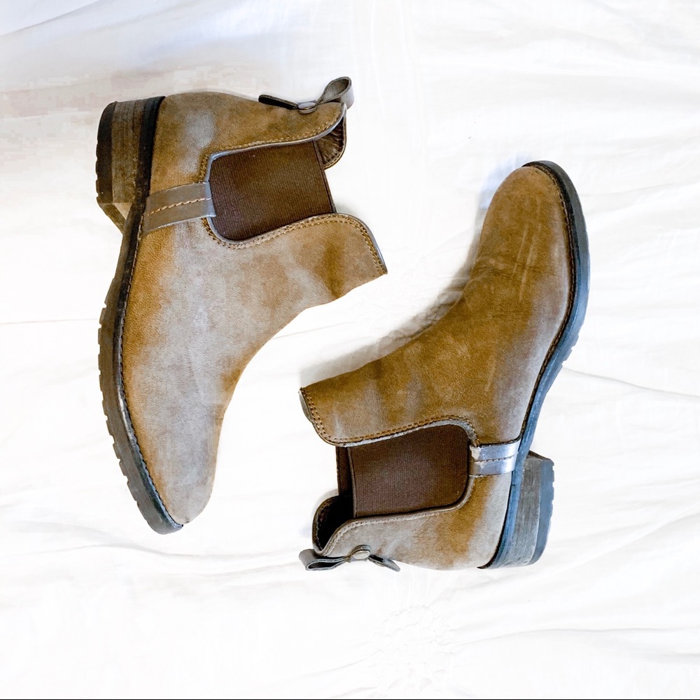 Steve Madden Chelsea Boots